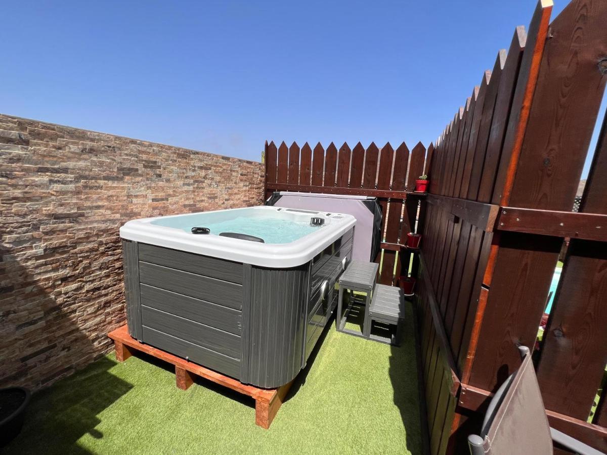 コラレホEstudio Agradable, Con Jacuzzi, Terraza Y Barbacoa, Totalmente Independienteアパートメント エクステリア 写真